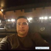 Busco pareja. Una relacion estable. Una