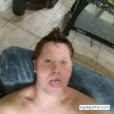 Busco pareja. Una mujer buena. Macho