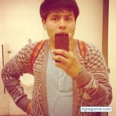 Administrativo. Busco hacer amistades.