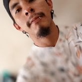 Soldador. Busco ligar. Solo busco