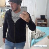 Elvicasas25 chico soltero en Miami
