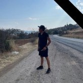 Mujeres hermosas. Cariñoso,     amable.