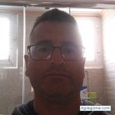 Encuentra Hombres solteros en Olivenza