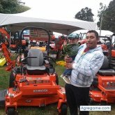 Encuentra Hombres solteros en Lewisville