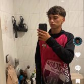 Trabajador. Busco mujeres. Soy media