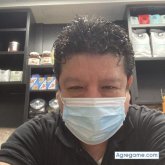 Mesero. Busco pareja. Servando de mi