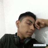 Busco ligar. Lo que venga.