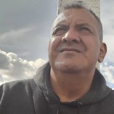 Turista. Busco matrimonio. Mujeres.