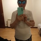 Busco ligar. Una persona sincera honesta