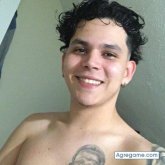 Yerbastian chico soltero en Pawtucket