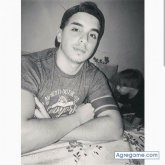 Tomas1997 chico soltero en Villa Ballester