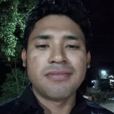 Algo casual y discreto. Buen muchacho y