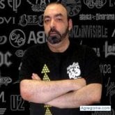 Busco hacer amistades.