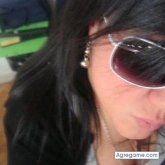 Morenitta chica soltera en Madrid