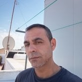 Buscó mujeres para charlar y lo que