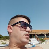 Busco pareja. Una mujer divertida, con