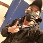 Busco chicas de 20 a 40 años 
Que le