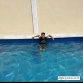 Busco pareja. A algien quien me quiera y