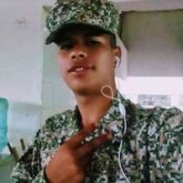 Busco chatear. Una relación con una