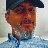 Alguien que me sepa lo que es el amor.