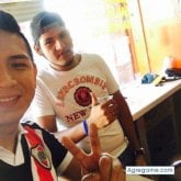 Busco pareja. Chicas.