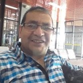 Lic. Busco hacer amistades. Damas de