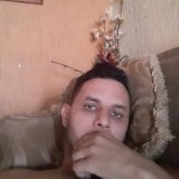 Busco ligar. Chica. Todo.