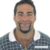 Encuentra Hombres solteros en Palmones