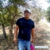 Carpintero. Busco chatear. Mujer.