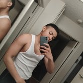 Trabajar. Mujeres que sean honestas y