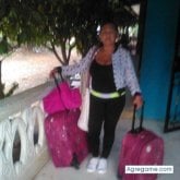 Amistad, amor, compañía,. Cariñosa,