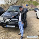 Busco pareja. Търся