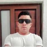 Hola chicas estoy buscando una nena.