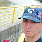 Busco ligar. Busco mujer de 18 a 40