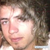 Busco: amistad con sras; chicasMe defino: una persona