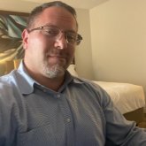 Robert4899 chico viudo en San Diego