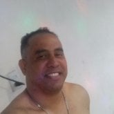 Busco hacer amistades. Amistades.