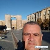 Busco conocer gente.