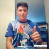 Busco pareja. Mujer. Chavi. Futbol.