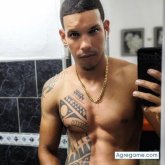 Busco pareja. Chicas.