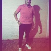 Mujeres solteras. Soy grandote y alto