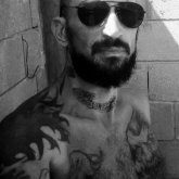 Busco ligar. Mujeres. Divertido. Viajar.