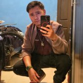 Security. Busco una mujer que le guste