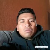 Soy guapo. Escuchar musica.