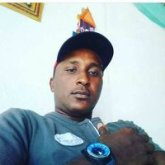 Busco pareja. Conocer y hablar. Futbol.