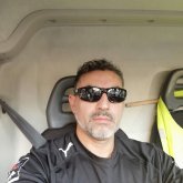 Informatico. Busco ligar. Amigas