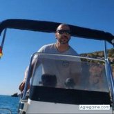 Empresario. Busco pareja. Lo que surja.