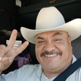 Busco pareja. Q le guste salir a pasear.