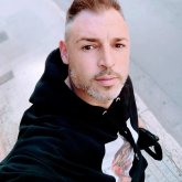 Yesero. Busco conocer gente. Mujer que