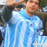 aguilauno chico soltero en El Chañar